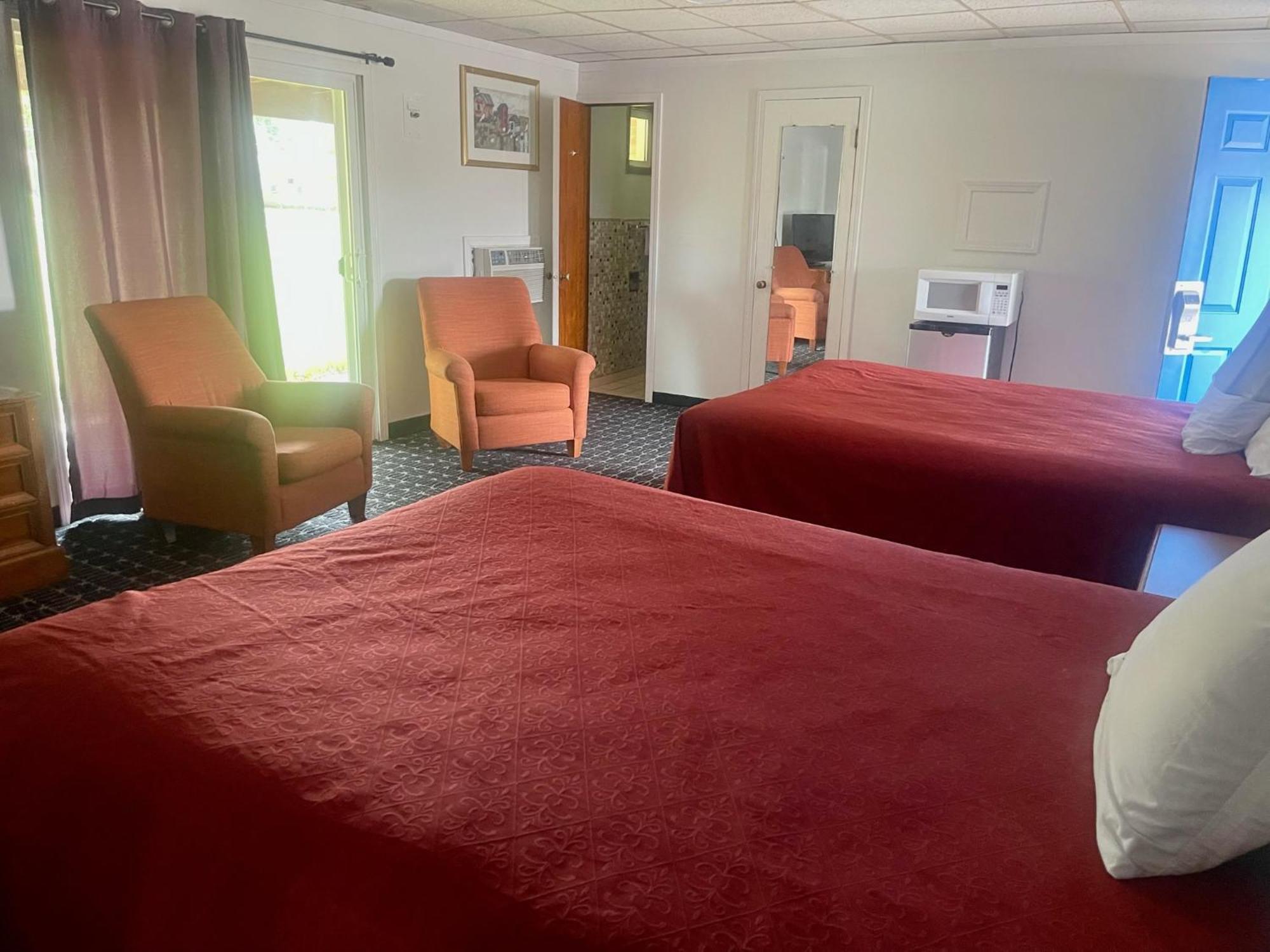 Rodeway Inn Flora Buitenkant foto